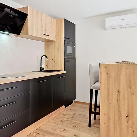 Dalmatica By Interhome Kaštela